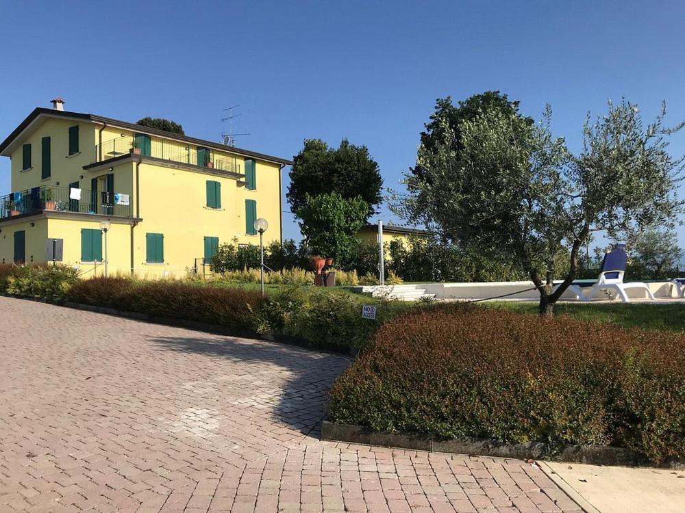 Albergo Quatro Pini Pozzolengo Exterior photo